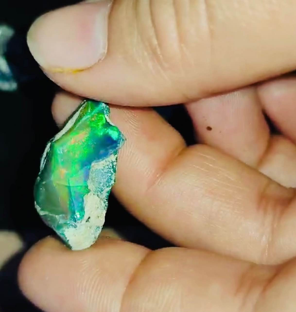 حجر اوبال اثيوبي خام طبيعي فاير قوي سعر مناسب ناصرية, ذي قار


**إذا كنت صاحب هذا الإعلان وتريد حذفه لأي سبب، رجاءا أرسل رسالة إلى الدعم الفني**