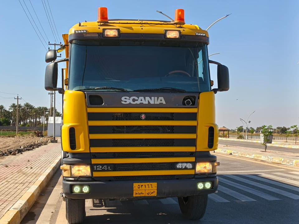 ￼ ‏سكانيا بومه للبيع سياره كفاله عامه شاصي طويل محرك انجكتر كير 3في3 تخم تاير جديد ***********
2002
