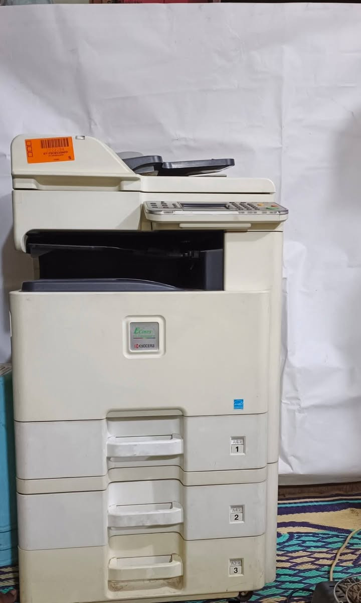 طابعه كانو فوسيس
ثلاث جرارات يطبعa3 a4 شاشه لمس 
جديد ونضيف وبحاله جيده جدآ 
للشراء مراسله خاص 
السعر $600 ألف دينار عراقي
  وبي مجال 
 عنوان بغداد 
للشراء الاتصال ***********
ما موجود خاص
