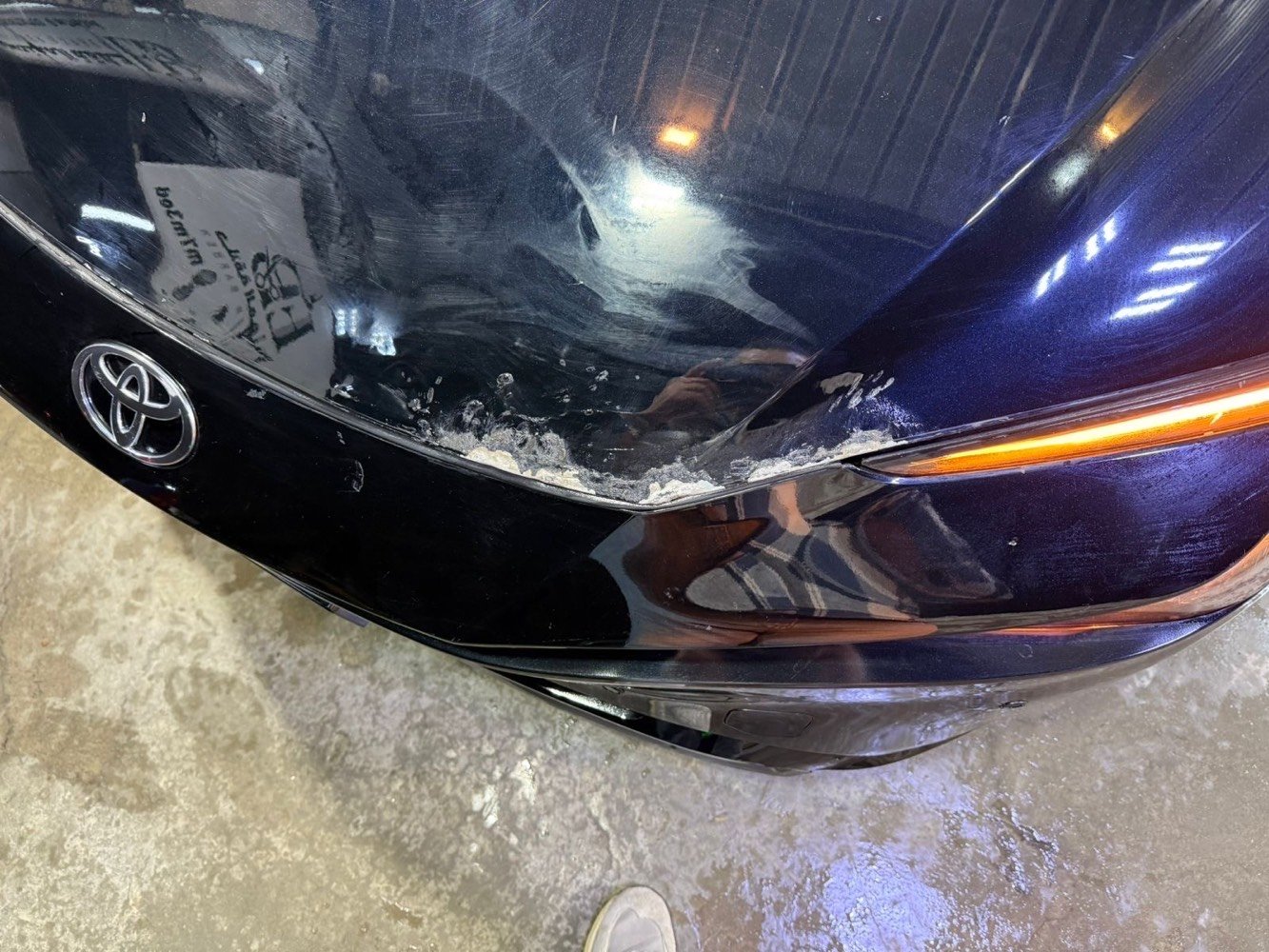 ‭٠٠ ٩٦٤ ٧٩٠ ٤٤٦ ٠٥٨٩‬

طار مقاس 19 بوصة.

مقاعد أمامية مزينة بـ SofTex مع مقعد السائق القابل للتعديل كهربائيًا في 8 اتجاهات.

شحن الهاتف الذكي اللاسلكي المتوافق مع Qi مع ضوء مؤشر الشحن.

عجلة قيادة تلسكوبية قابلة للإمالة.

تتوافق مع Apple CarPlay وأندرويد أوتو.

نظام المساعدة على ركن السيارة الأمامي والخلفي مع الفرملة الأوتوماتيكية (PA مع AB).

ماسحات الزجاج الأمامي المتقطعة والمتغيرة التي تستشعر المطر.

مقاعد أمامية ساخنة.وبرده

مرآة الرؤية الخلفية ذات التعتيم التلقائي.

متاح سقف زجاجي ثابت.

محرك سعة 2.0 لتر 4 أسطوانات هجين.

ناقل الحركة المتغير المستمر (ECVT) الذي يتم التحكم فيه إلكترونيًا.

نظام الدفع بالعجلات الأمامية (FWD)