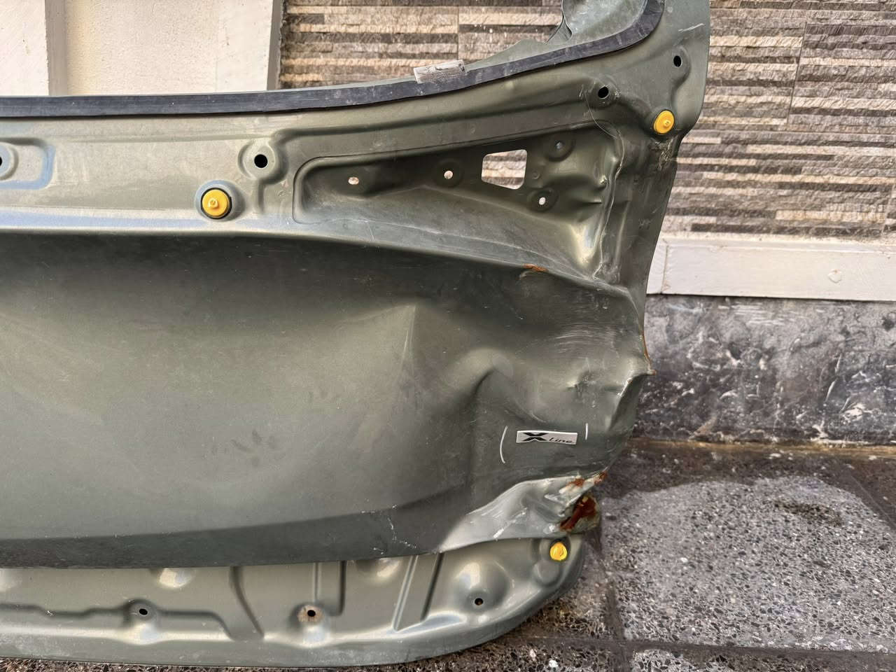 سلام عليكم عندي جنطة سبورتج بلادي بي حادث بسيط رايدة ب ١٥٠ الف مكاني بغداد الشعب ***********
