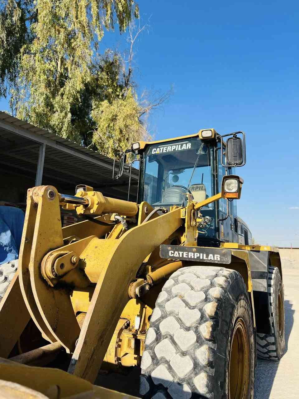 السلام عليكم للبيع شفل كتر بلر موديل ٢٠٠٤كهربائي مكفول رقم انگليزي أربيل باسمي المكينه تخم تاير جديد المكينه خير من الله 
٠٧٨١٢٠٩٦٠٤
***********
