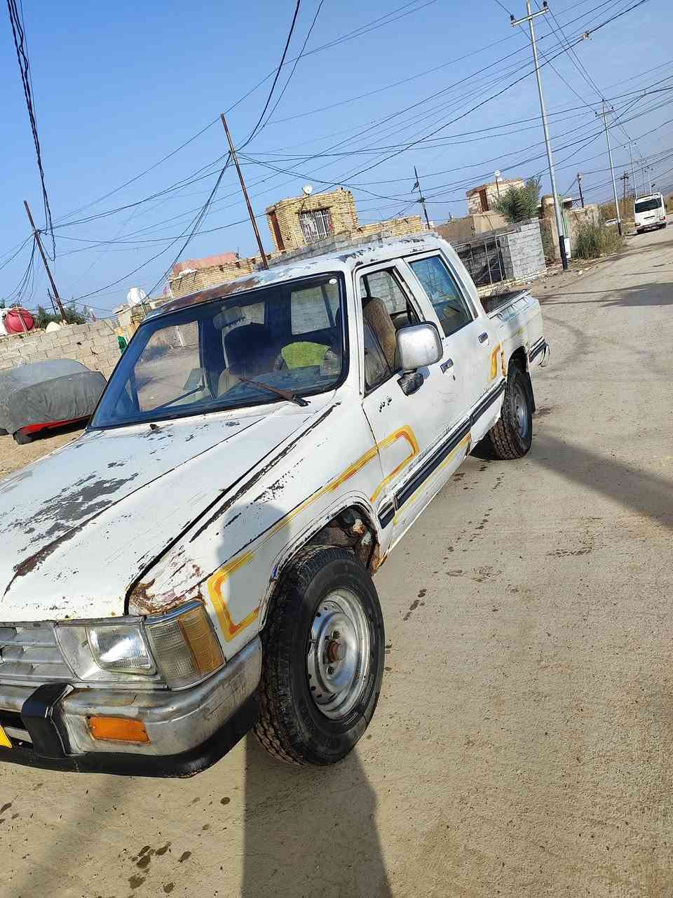 بيكم ٨٨ لبيع جديده مكفوله مكينه وكير وشاصي وكسن وكشر تخم تاير حداديه جديده كهربائيات كله شغاله خير من الله السعر 40وبيه مجال الشراي يتصل***********
