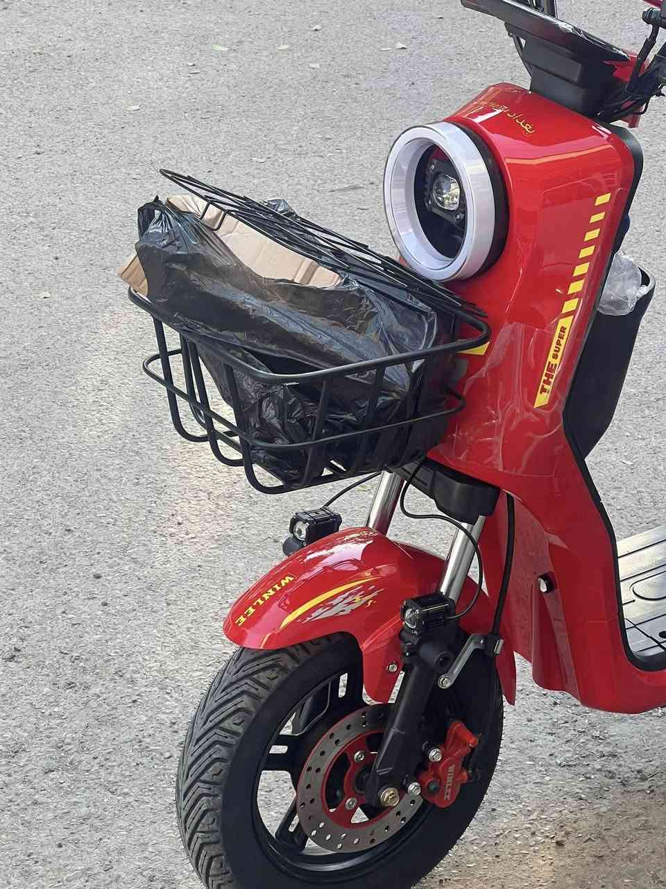 دراجه شحن R9  جديده
سرعتها 70-80 بيها نظار R بگ
موديل 2026 ماماشيه زيرو 
جبناها ومكفت ماعدنه مكان  
سعر 655 وبيها مجال 
*********** واتس
