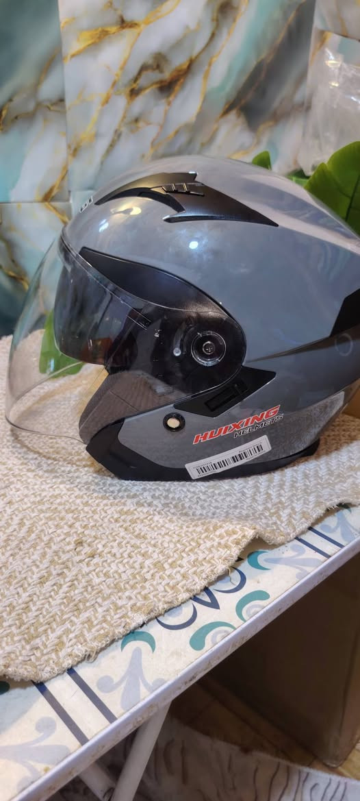 متوفرات وبسعر مناسب غير مستخدم ***********
