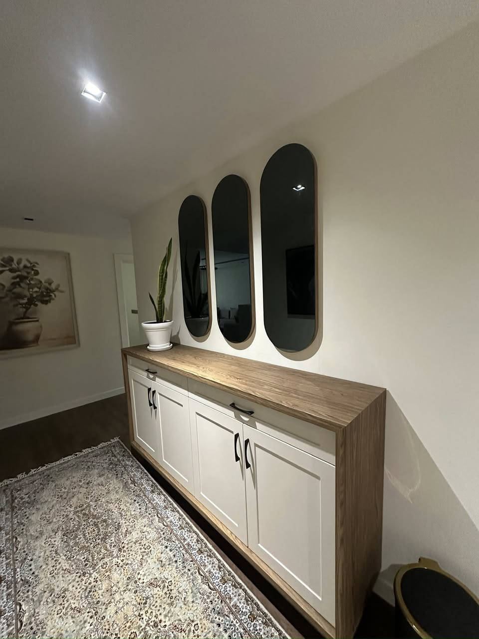 Boulevard three bedroom furniture for rent 1500$ 
WhatsApp *********** 

Boulevard'da üç yatak odalı mobilyalı daire kiralık 1500$
WhatsApp ***********

أثاث ثلاث غرف نوم للإيجار في بوليفارد، 1500 دولار أمريكي
للتواصل عبر واتساب: ***********

بۆلیڤار سێ ژووری نوستن راخراو بۆ کرێ 1500$ 
واتسئەپ ***********
