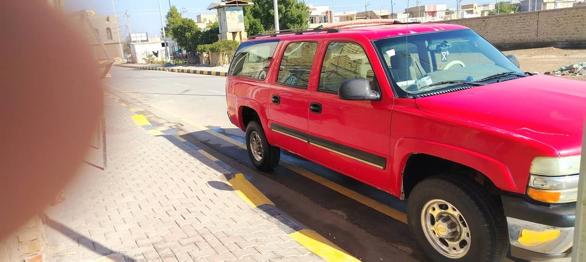 السلام عليكم 
الفنيه شوفر 2004فحل مكينه 6100  كير الف
مال مزاد بيها كتاب تترقم السياره خير من الله مكينه كير اكسل حداديه غرفه كهربأيات كله جديد تخم تاير
سعرها ١٠٥ وبيها مجال
مكان الكوت مركز المدينه
للاستفسار الاتصال على الرقم ( ***********)
