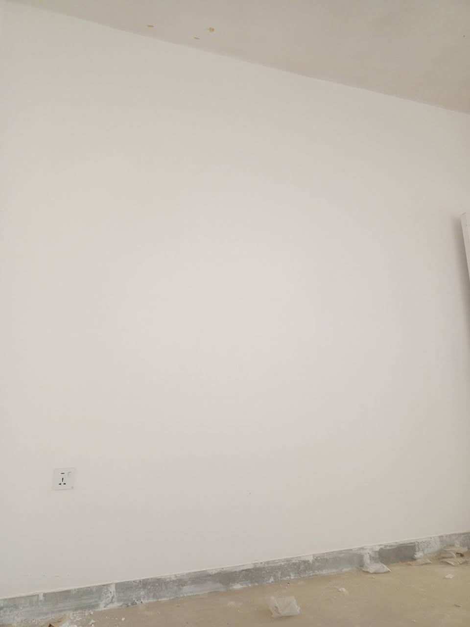 لباخ درجه اولى متفرغ حاليا سمنت جص بورك الاتصال بنا *********** مكاني كربلاء
