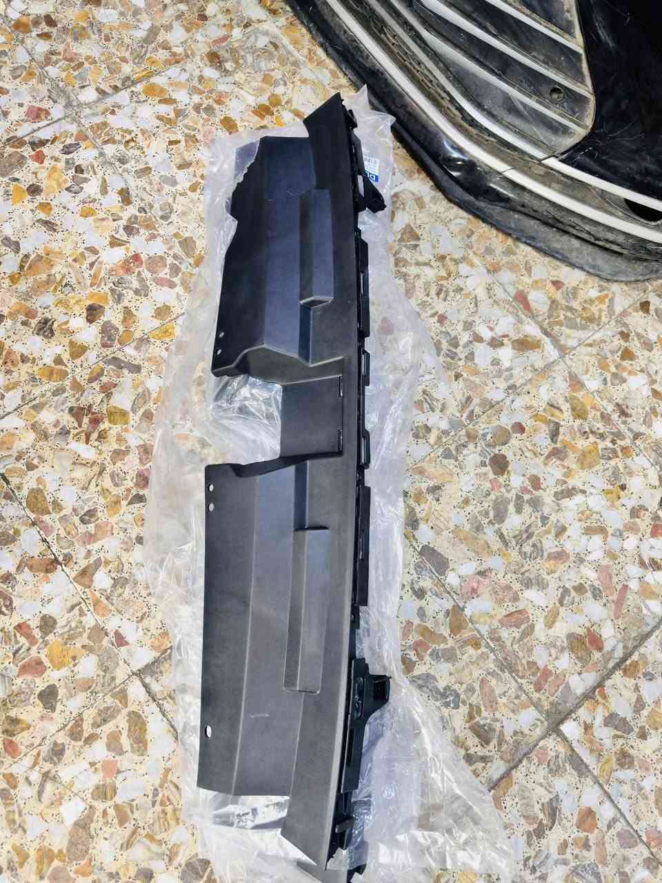 سلام عليكم وصول براكيت امامي + كفر فوق بدنه سياره k4
العنوان بغداد الشعله 
الاستفسارات ***********
