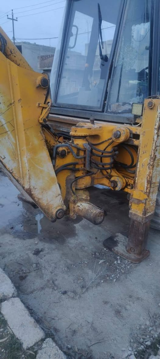 جي سي بي للبيع جاهز عل شغل مكينه كير مضخه بشرط رقم ميسان مشروع وطني تريد وكاله اتريد  تحويل السعر 130وبي مجال مكاني الموصل اليسر رقم تليفون 
*********** واتساب 
*********** واتساب 
***********
