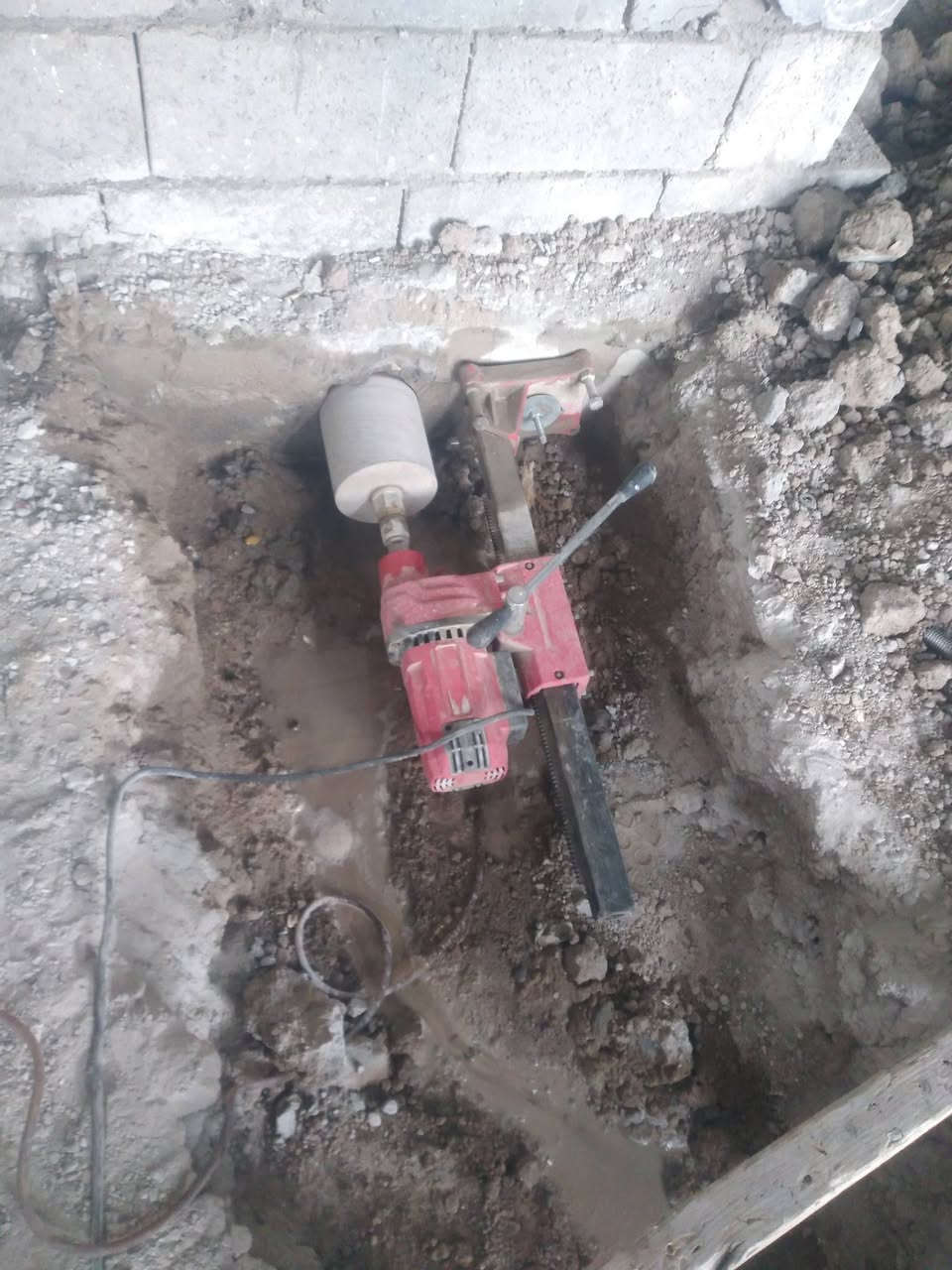 قص وا ثقب الكونكريت عمل درجه ولاه رقم التواصل ***********
