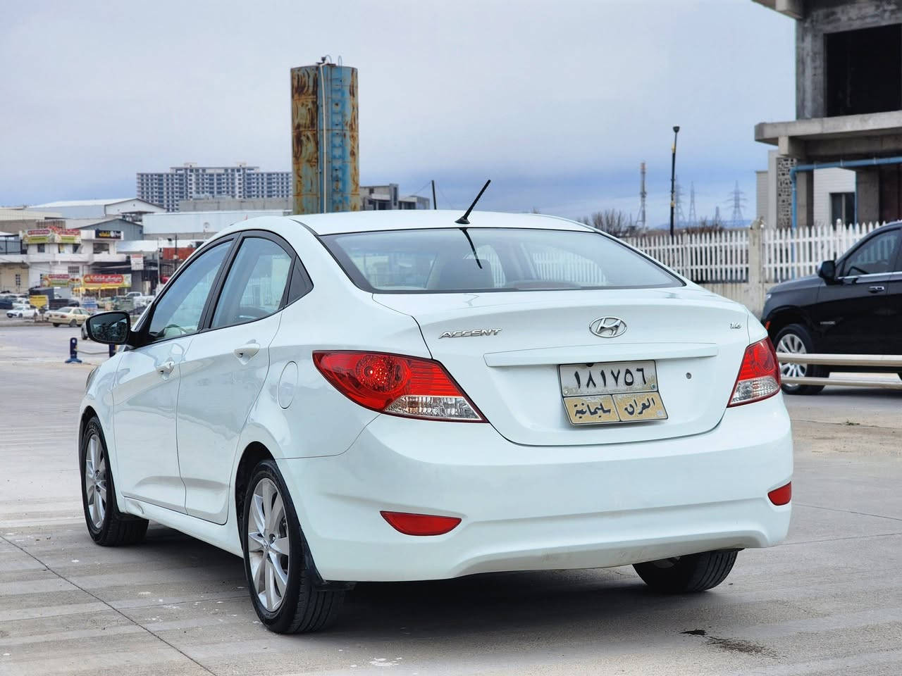 السلام عليكم ..مكان سياره سليمانيه
للبيع اكسنت خليجي موديل 2014 
سياره مواصفاتها سلايت وتحكمات ويلكب جبير كير at 6 نمر مكينه 1600 
سياره جاهزه وحلوه 
ونفس الصور سياره مكانها سليمانيه وفقط بيع بدون مراوس 
السعر 108$$وبيها مجال لشراي 
الرقم ***********
***********
