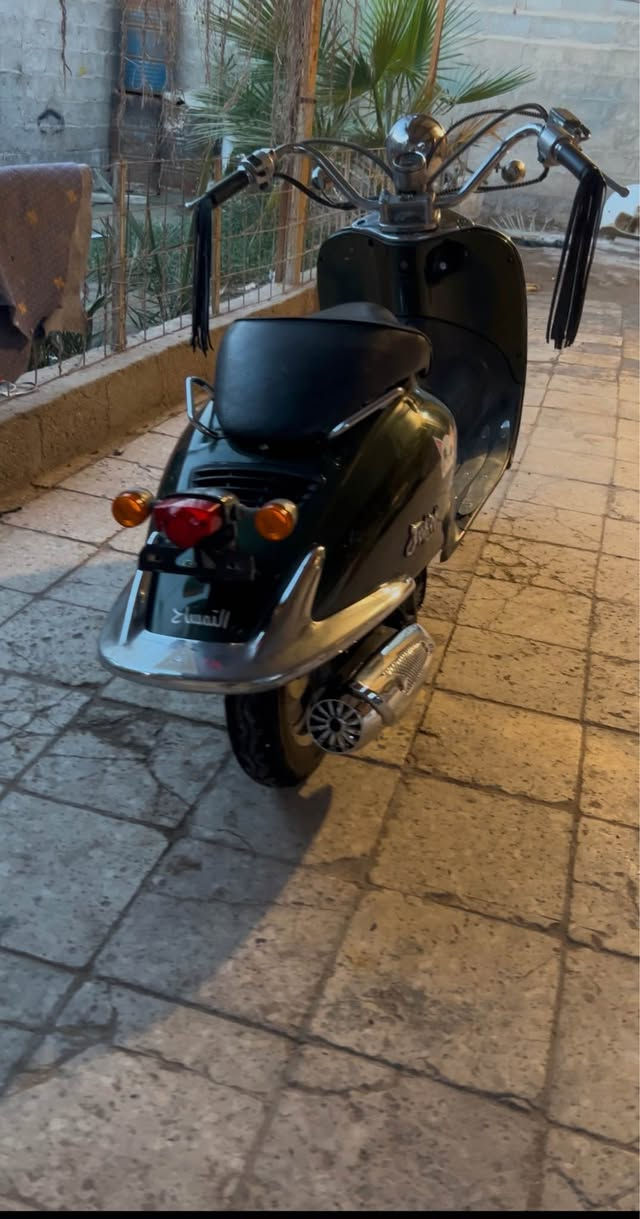 وين جماعت النتيكات هاذ التمساح الكلاسك 

سلام عليكم دراجه هونده جوكر شادو دراجه جديده وما نقصها شي كلها شغاله دراجه شلعه ومعدل ونعومه تخبل كلها عل لبلاد  سعرها ١١٠٠ مليون وميه وبيها مجال مكاني بصره معقل رقم هــ/ *********** متواجد وتساب فقط البصرة, العراق
