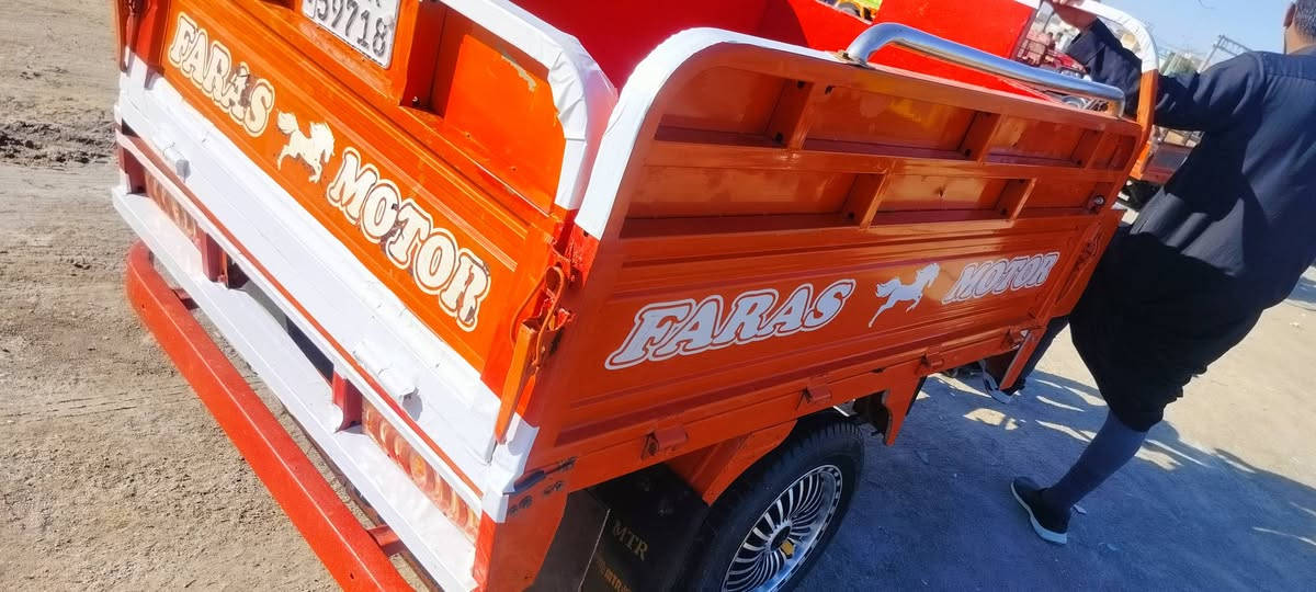 ستوته يفان كفاله للبيع موديل 2015 
رقم نكليزي بصره بسمي هزه جديده 
مكينه ستوني شاهده 
كهربائية كله شغاله 
رقمي *********** بي واتساب
السعر 2800 وبيه مجال للطيبين
البصرة الزبير حي الحكيم
