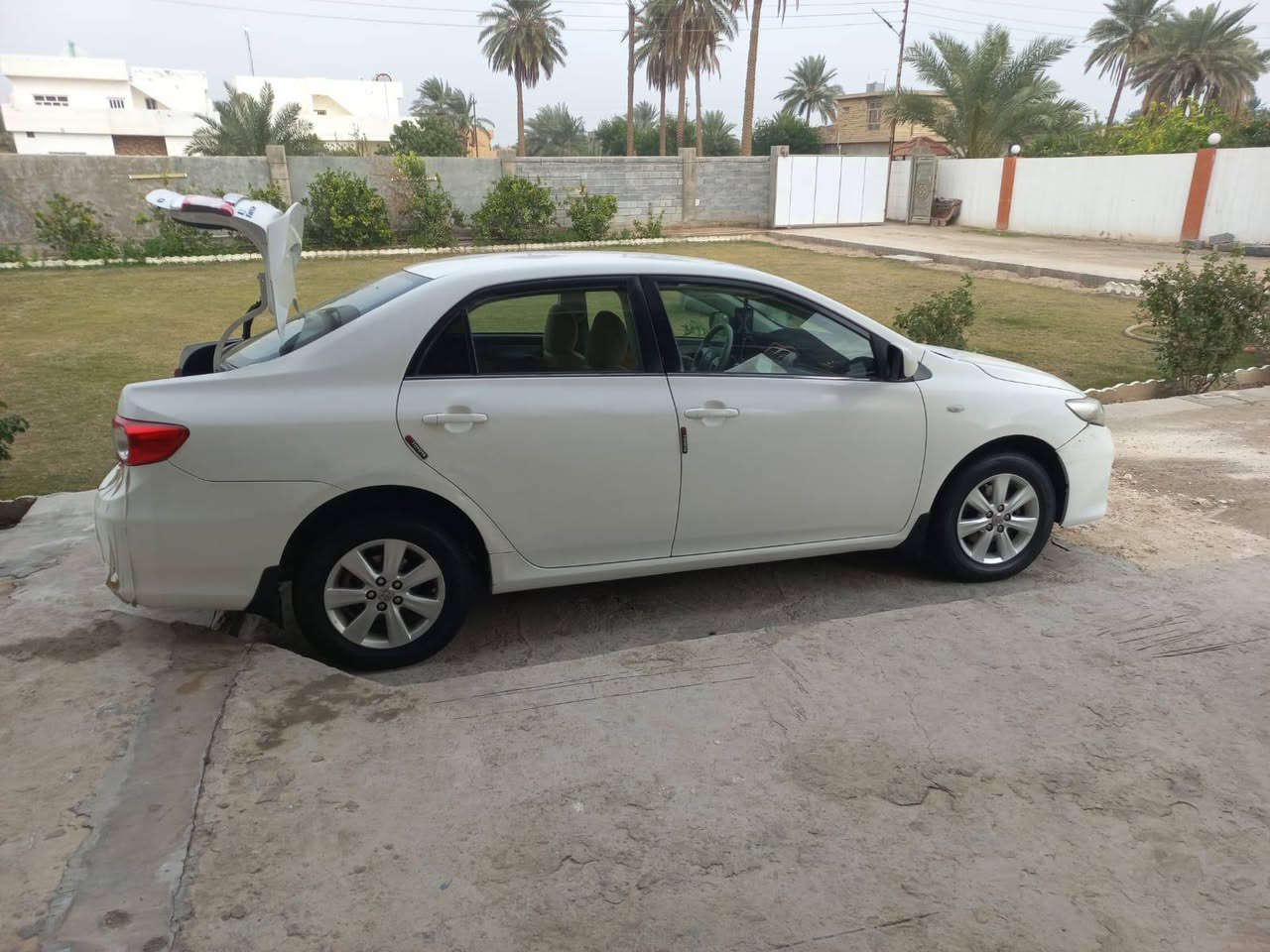 السلام عليكم كورله 2011 شركه عامه بسمي سياره حلوه اي رقم بغداد ضرر مابيها السعر 140 وبيها مجال موو شراي ارجو الاعتذار شراي تامر امر.    ***********.   ***********
