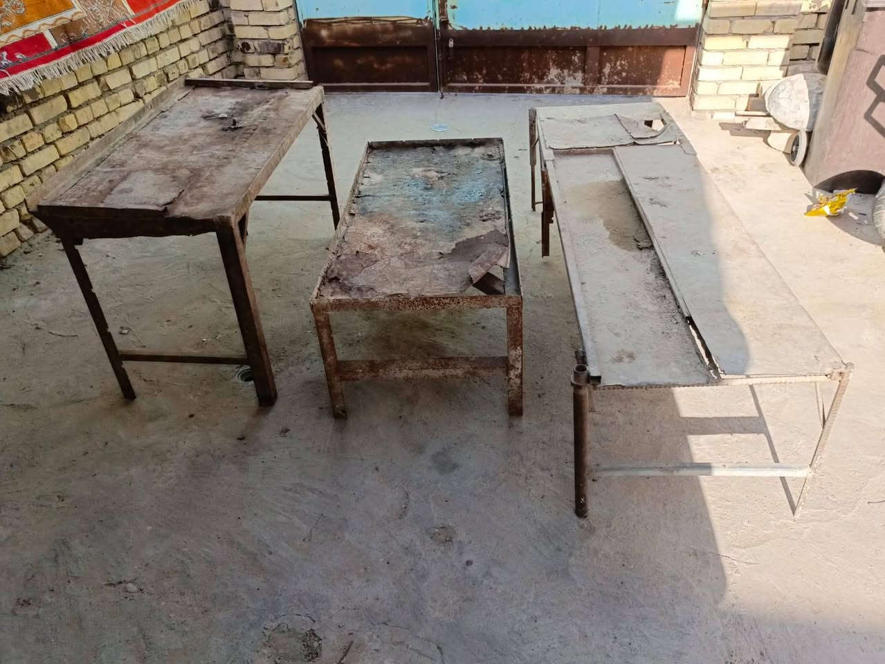 اميازه عدد ٣ حديد جدا قوي محجر نظيف طول ٤ متر وكسره ثانيه طول متر ونص
للبيع بسعر مناسب جداً الاستفسار الاتصال بالرقم  ***********
