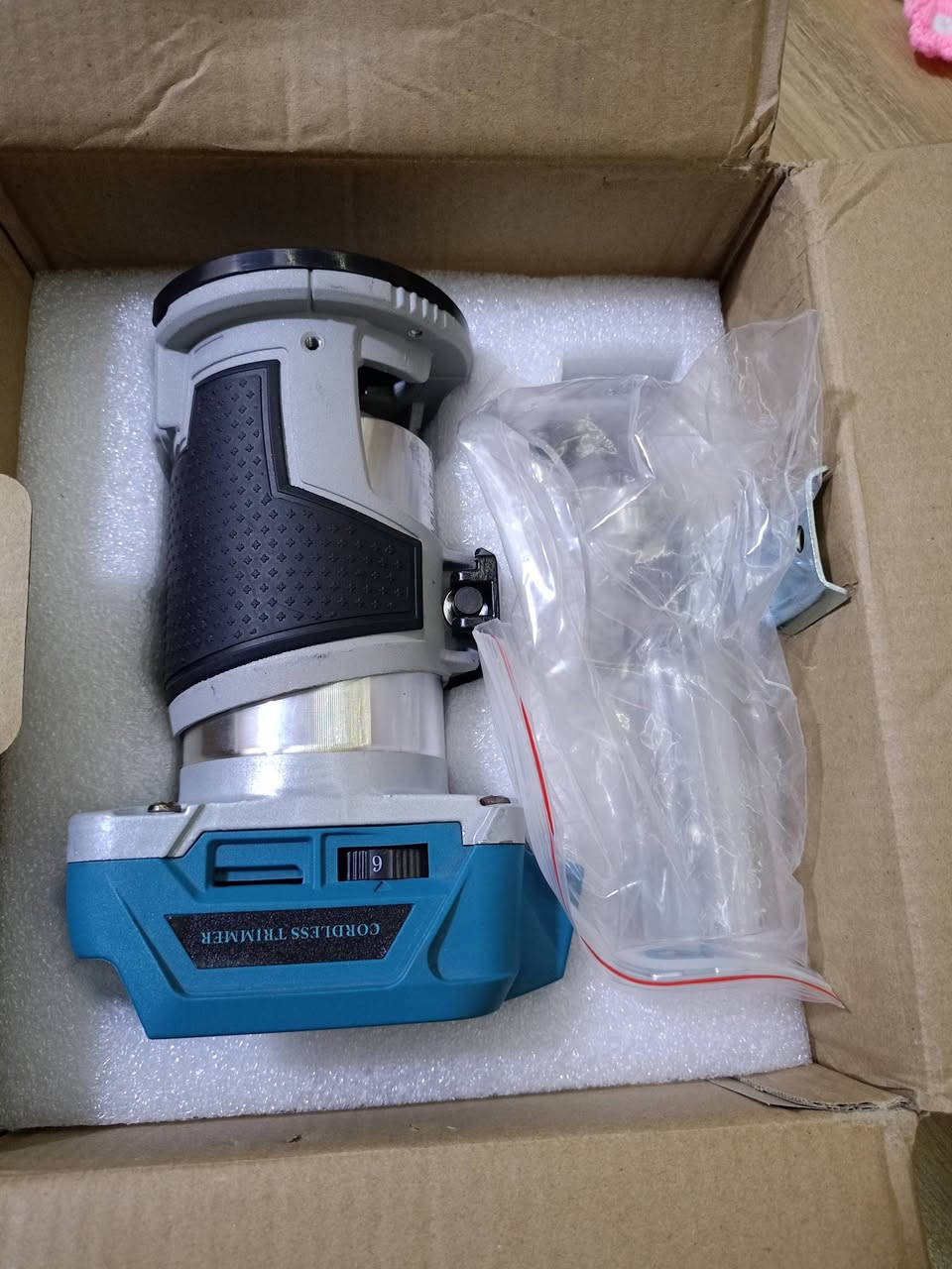 فريزة شحن أصلى كامل ملحقات جديد فارغ


**إذا كنت صاحب هذا الإعلان وتريد حذفه لأي سبب، رجاءا أرسل رسالة إلى الدعم الفني**