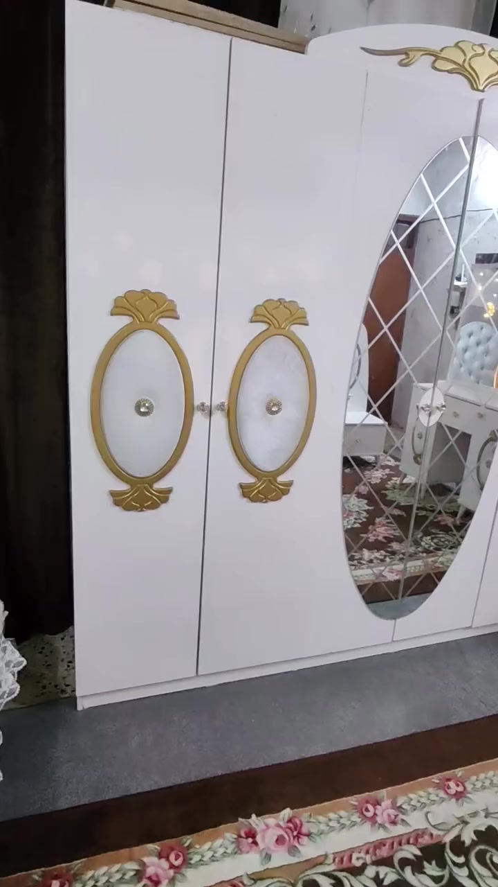 السلام عليكم غرفه نوم نظيفه ٧قطع السعر عل خاص


**إذا كنت صاحب هذا الإعلان وتريد حذفه لأي سبب، رجاءا أرسل رسالة إلى الدعم الفني**