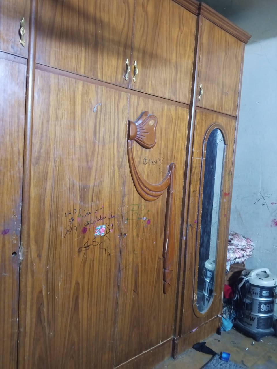 كنتور صاج داخل خارج تفصال مرايه ونقش موجود فقط يحتاج صبغ
بوفيه بابين صاج داخل خارج للبيع مكانهم كاظميه


**إذا كنت صاحب هذا الإعلان وتريد حذفه لأي سبب، رجاءا أرسل رسالة إلى الدعم الفني**