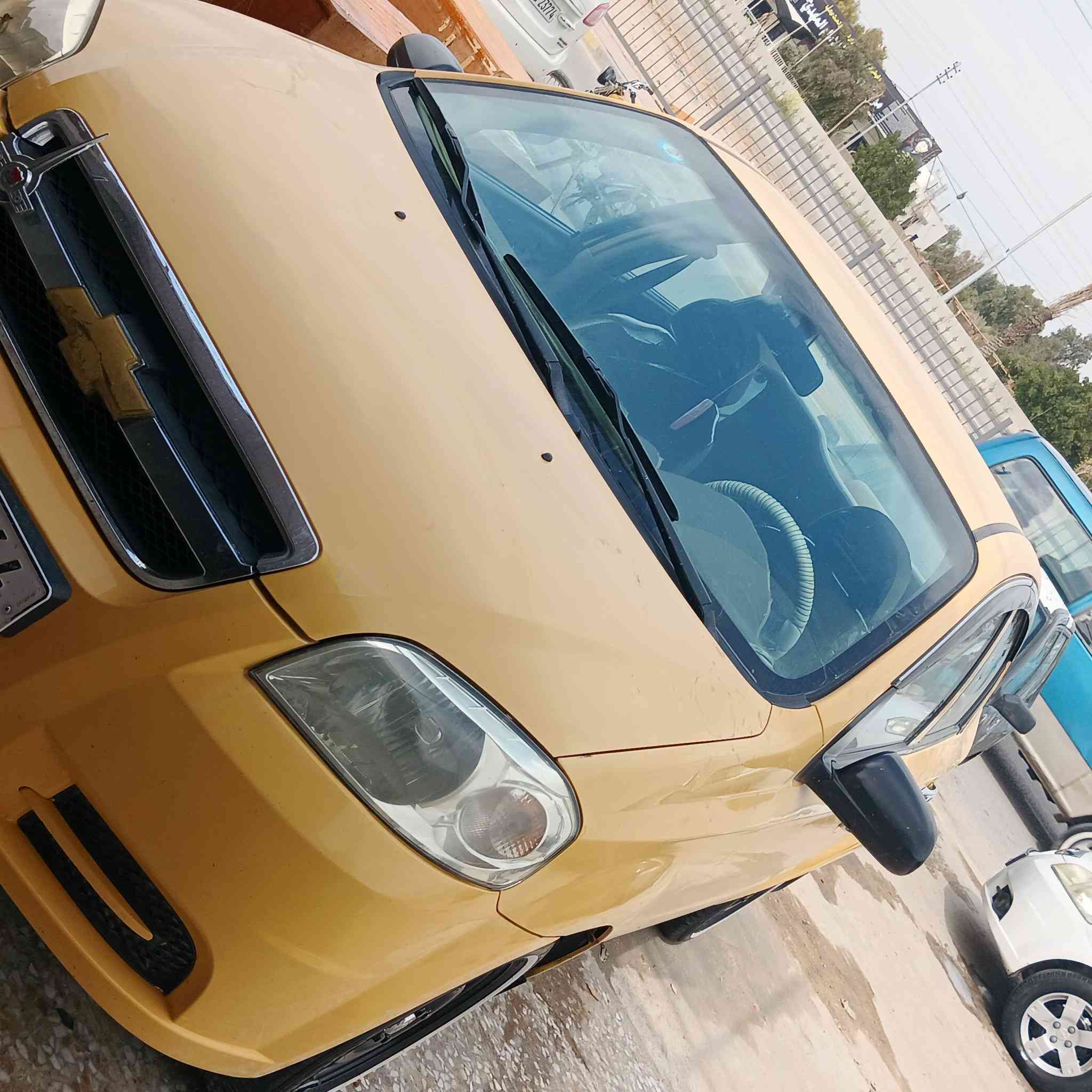 يا الله سياره افيو للبيع موديل 10 سياره كفاله من الضربه والتبديل مصبوغ احزام  جماليه سياره وضع شركه مصوره فيديو مكان السياره النجف رقم الانجليزي باسمه تدفئه تبريد سياره ما ناقصها برغي جاهزه على 24 حبايه السعر 58 بيها مجال بل عافيه عل ياخذها


**إذا كنت صاحب هذا الإعلان وتريد حذفه لأي سبب، رجاءا أرسل رسالة إلى الدعم الفني**