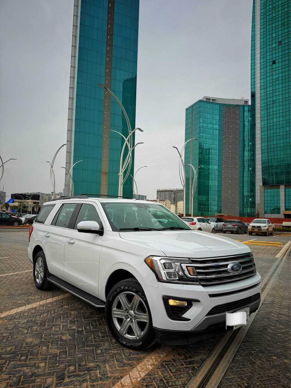 فورد- اكسبيدشن 2021

✅ الفئة :  XLT + بنوراما

✅ الوارد: خليجي - شركة القاصد اربيل

✅ سنة الصنع :2021

✅ عداد المسافة : 133 الف كم

✅ حجم المحرك : 6 سلندر3500 تيربوو  

✅الحاله سيارة كلين بدون صبغ و تبديل 

*********** ☎

🌏 العنوان :  اربيل

السعر 360 ورقه بيها مجال أربيل, العراق
