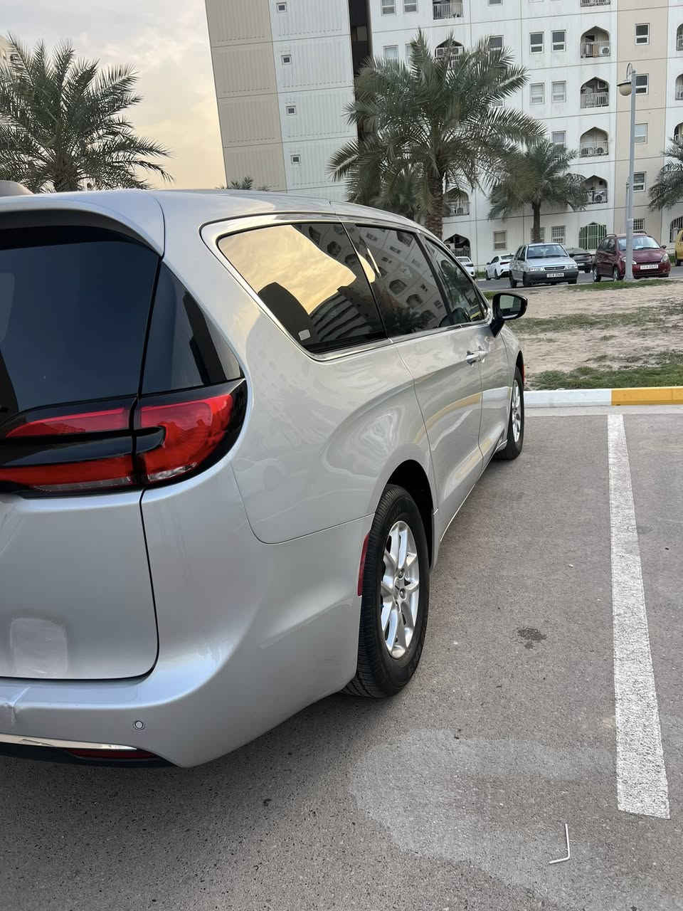 سلام عليكم باسفيكا موديل2024وارد امريكي سياره مكفوله بدون تبديل ولاصبغ يرباكات سليمه *********** سياره تترقم اربيل سليمانيه دهوك اجره او خصوصي
