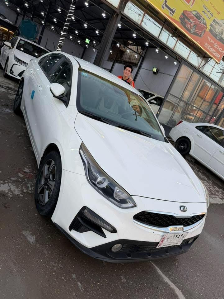 سيراتو موديل 2021خليحي مكفول السعر 165وبيه للطيبين //***********
