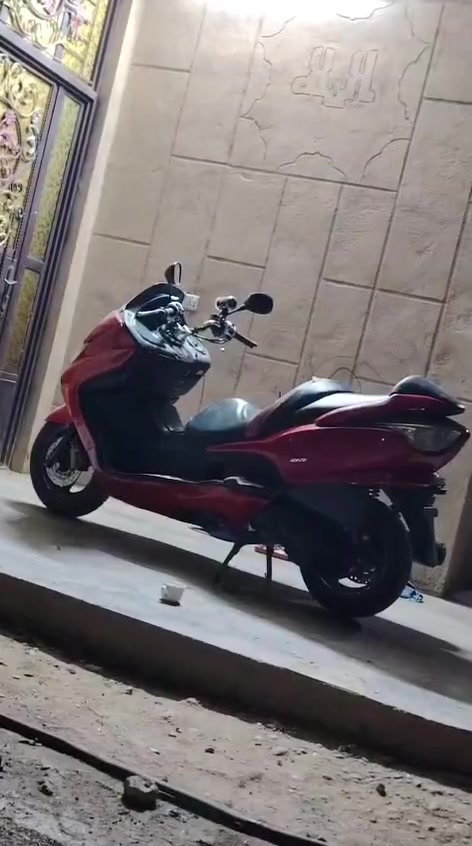 سلام عليكم فورزه ٠/٩ نقصه جويتر دبلات خلفيه 
دراجه خير من الله حلوه سعره ٦٠٠بيه مجال رقم *********** مو شراي لا يدك
