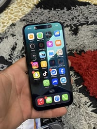 ايفون ١٤ برو فقط ١٢٨ دبل سيم  بطاريه ١٠٠ مصعده  وشاشه مبدله فيس ايدي ش...