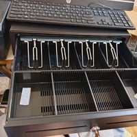 كاشير للبيع مع 2 طبعه السعر 600الف 07731601722