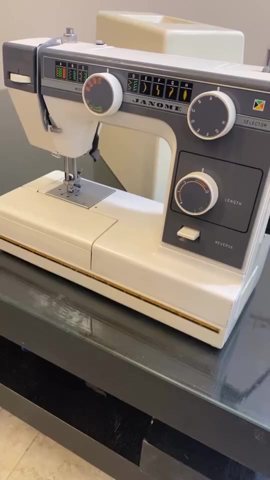 سلام عليكم عندي هاذه مكينه سعره ١٠٠ قفل


**إذا كنت صاحب هذا الإعلان وتريد حذفه لأي سبب، رجاءا أرسل رسالة إلى الدعم الفني**