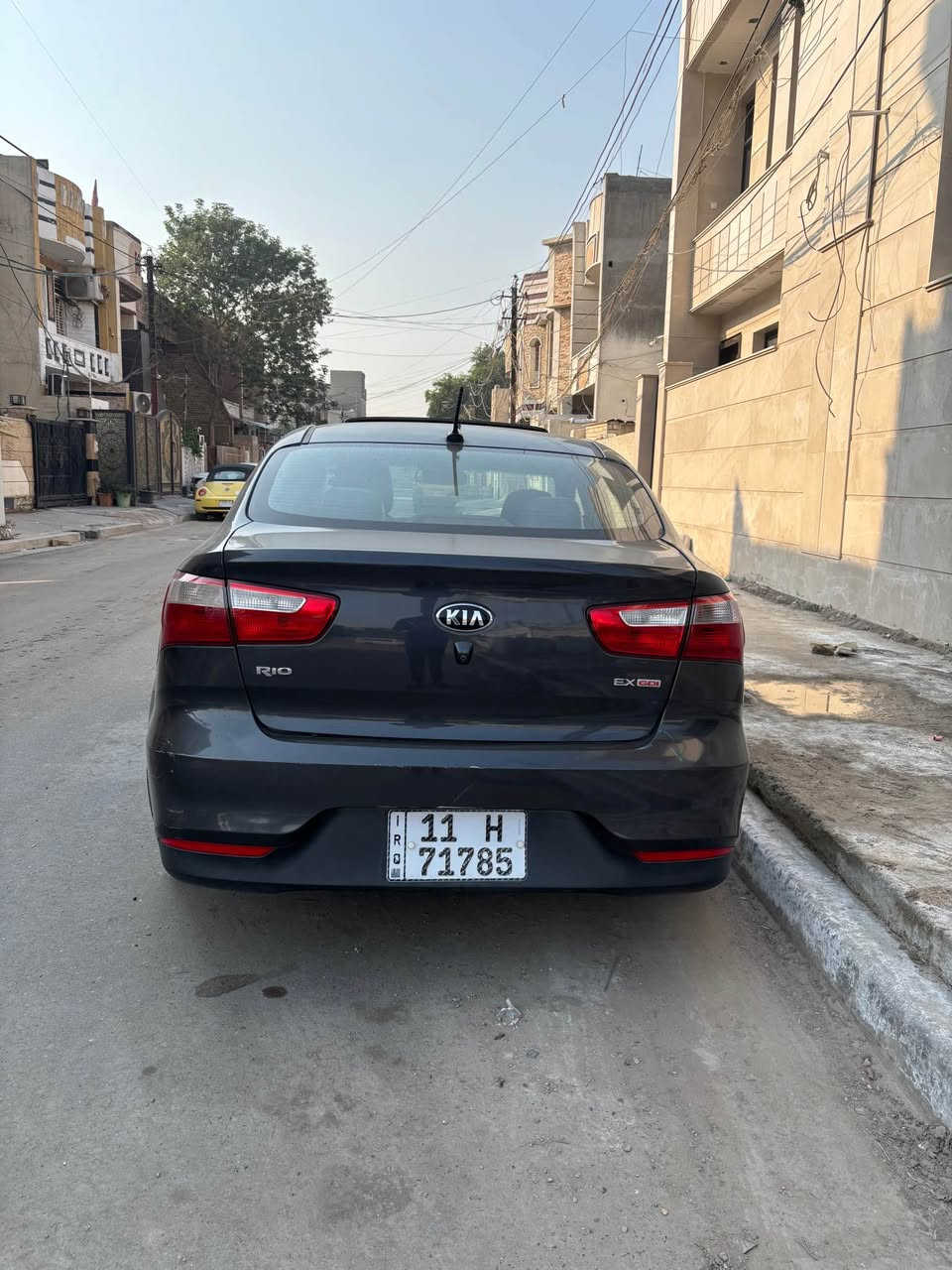 السلام عليكم للبيع كيا ريو موديل ٢٠١٧ وارد امريكي مكينه ١٦٠٠ مكينه كير تبريد تخم تاير جديد باسمي رقم بغداد فئة EX مكانهه بغداد السعر ٩٥ للاتصال *********** بغداد, العراق
