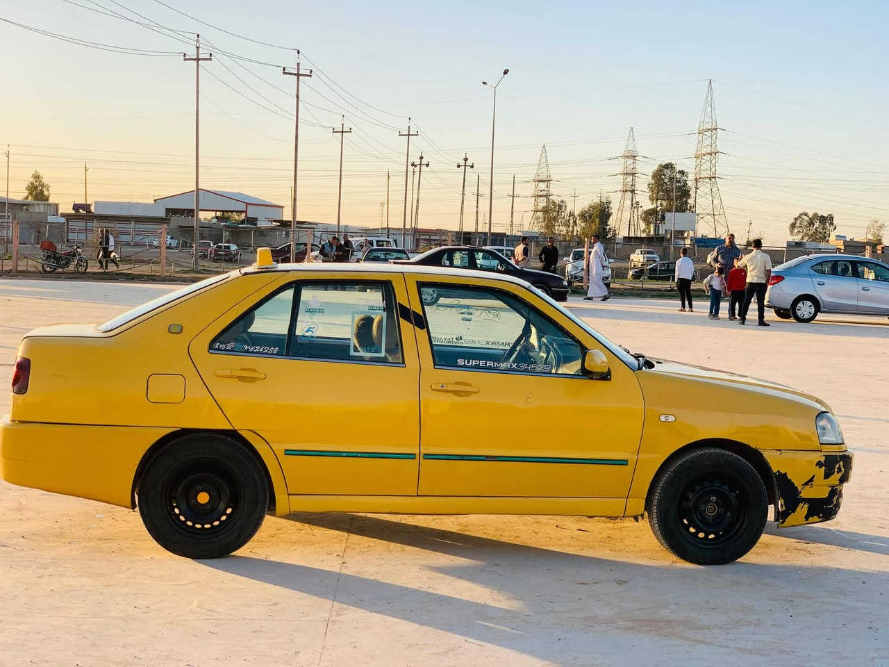 شيري كوين 
موديل 11
رقم بغداد انكليزي مشروع 
سنويه 2030
بطاقه بانزبن 
شرعي بكركوك 
سعر 27
عليها غراما تنزل من سعر 
وذا اكو مراوس هم اراوس 
***********
