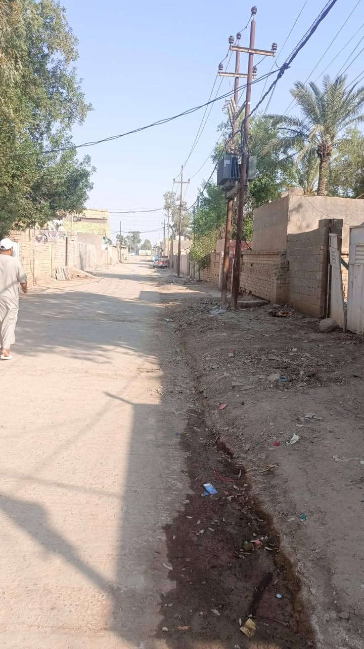 بيت البيع حي الحكيم قريب ع مجسر الحولي بسكن المعمل المساحه  270بناء ابلوك عكاعده السعر 20 وبي مجال
