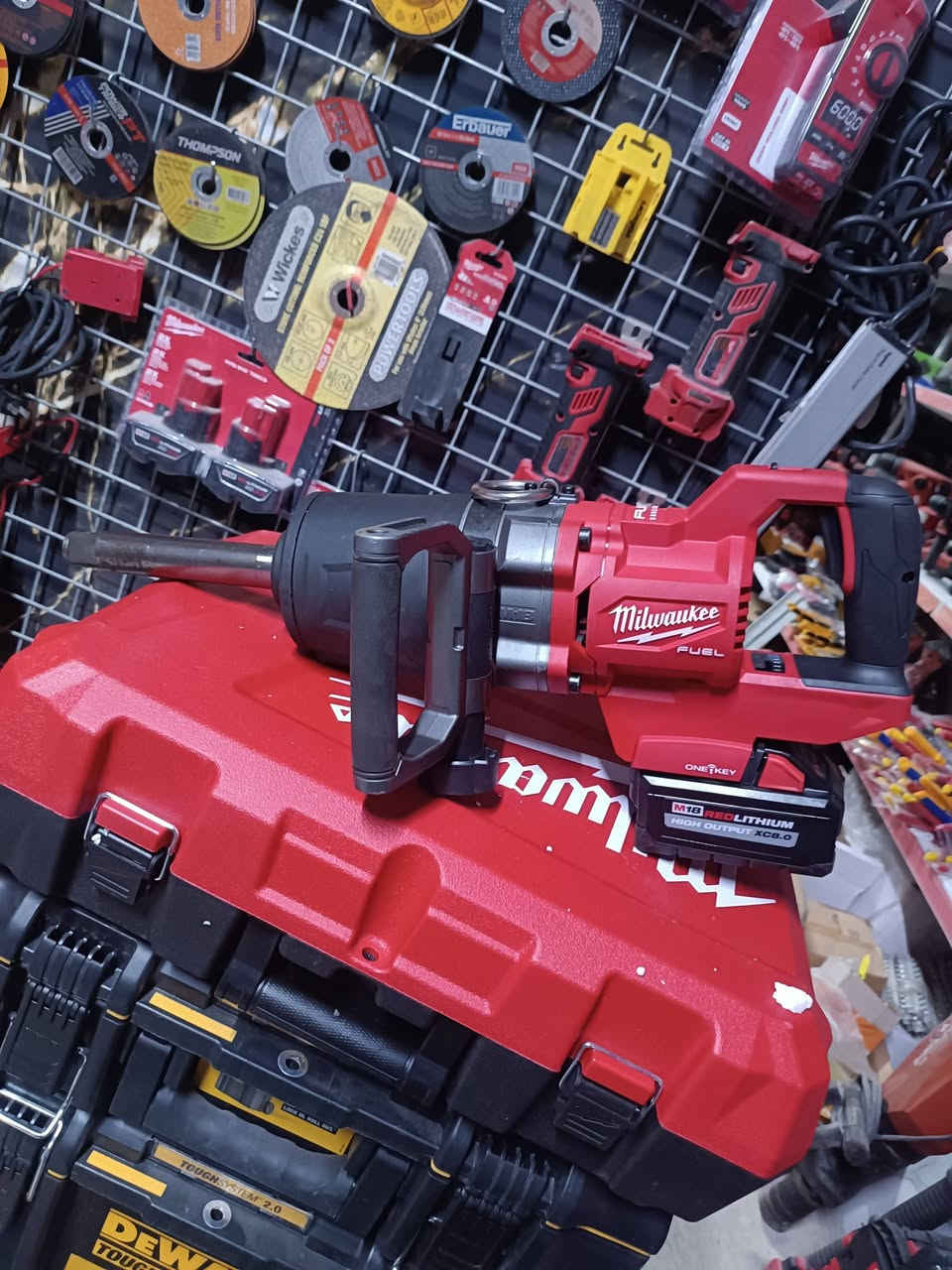 للبيع
وحش میلواکی 2711 نیوتن

واتساب ***********
