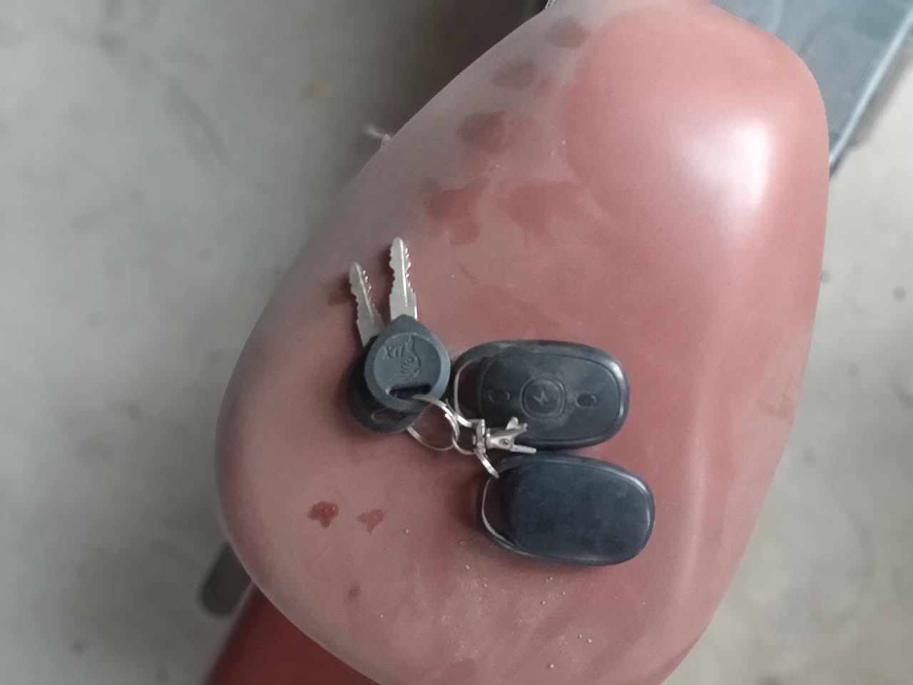 سلام عليكم دراجه شحن موديل 24 مستخدمه سبوع واحد وغسلتهه كامت ماتشتغل ابيعهه عله وضعيتهه بيهه بصمتين وسويج تشغيل عن بعد أشاير حساسات كلهه شغاله السعر 200 بيهه مجال الشراي بي خير ويدلل العنوان سريع الدولي قرب جسر السابع ***********
