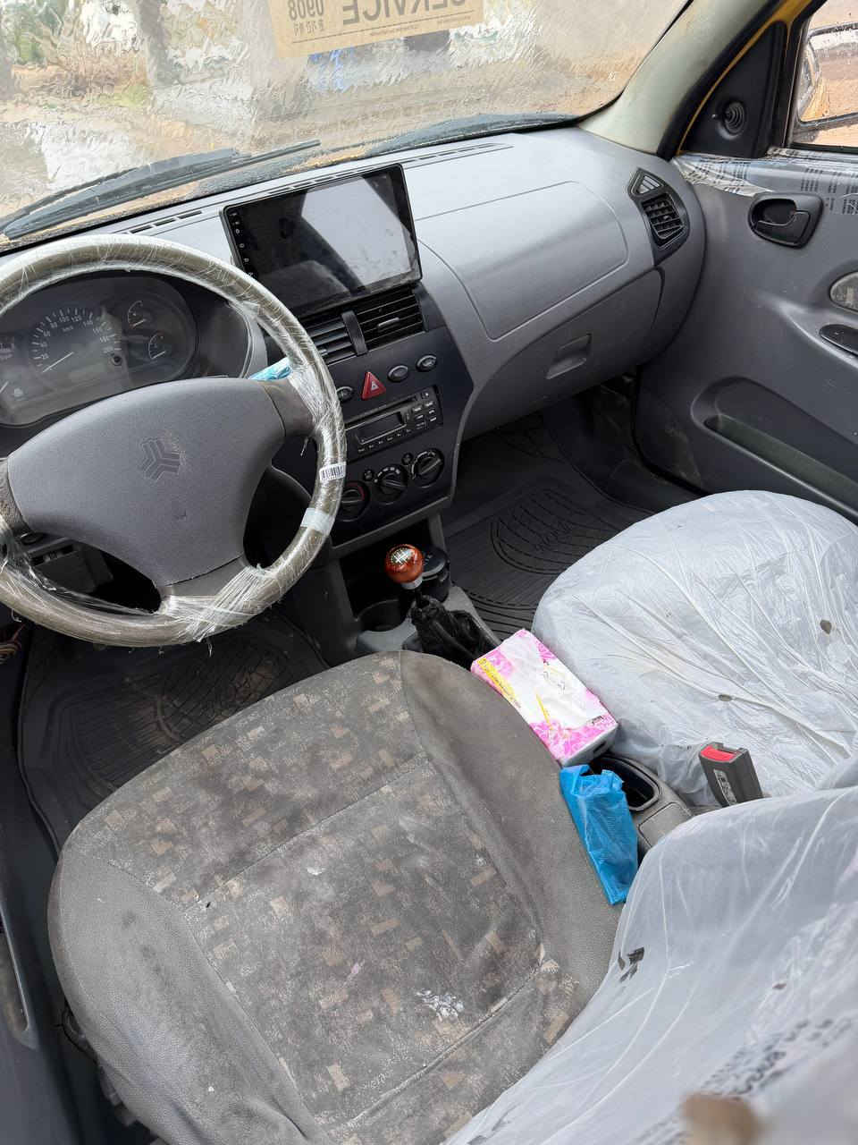 طيبه 2015 سياره جاهزة مكينه كير كفاله حداديه جديده شواصي نضيفه قادسيه بأسمي مصفره هيأه وغرامات
***********
