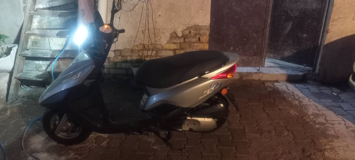 سلام عليكم دراجه اللبيع بغببغا كفاله عامه برغي ممفتوح بيه مكينه خير من الله  الرقم ***********السعر مليون او بيه مجال
