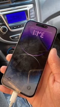 ايفون ١٤ برو ماكس جهاز نضيف كلش ذاكرة ٢٥٦ جهاز فقط مستبدل شاشة وبطاري ...