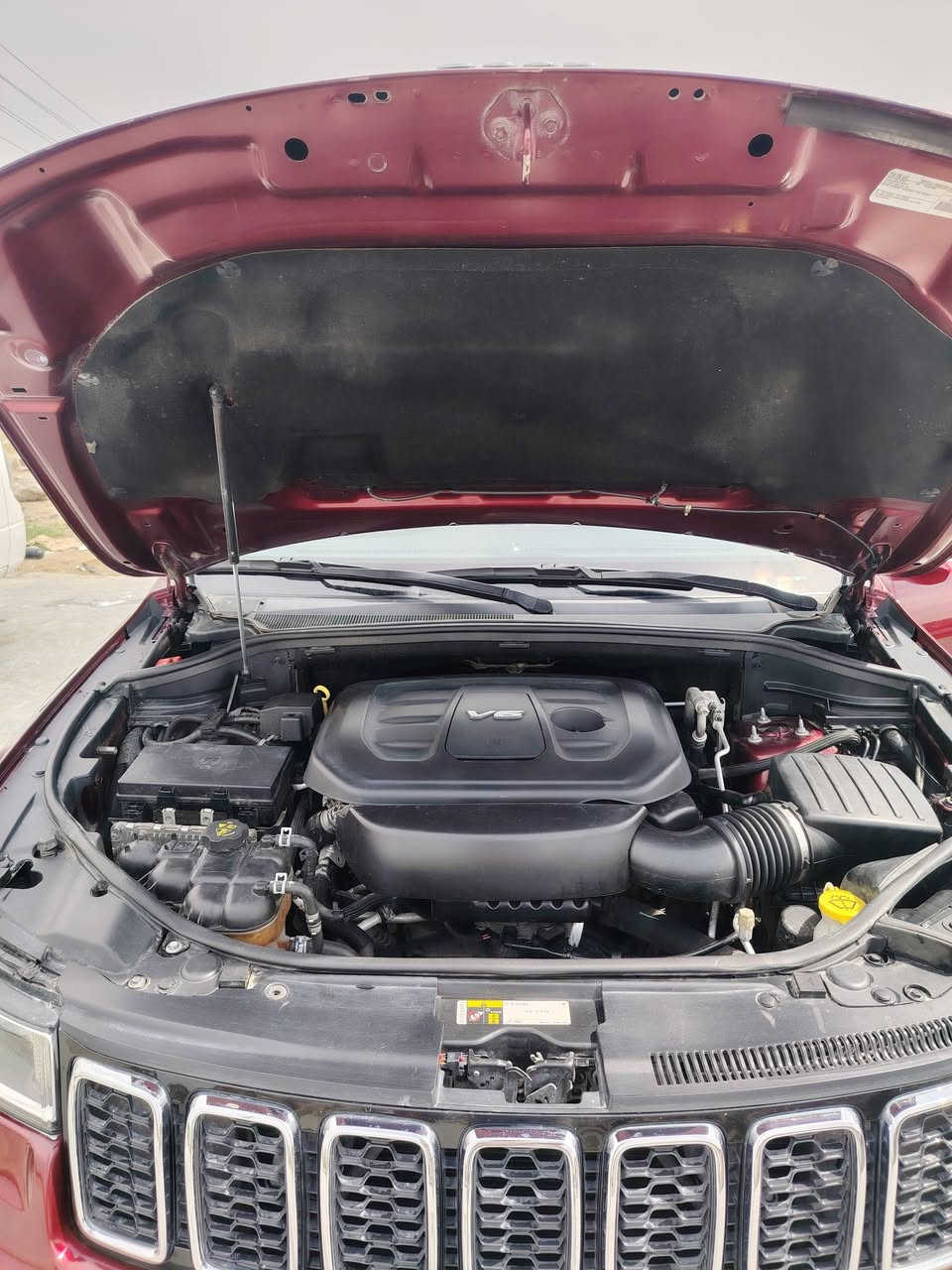 السلام عليكم
جيب لاريدو 2017
وراد أمريكي (كلين) بيها مكانين بارد فقط والباقي مكفول كفاله عامه
مواصفات
محرك 6 سلندر 3600
دبل رباعي
شاشه كبيره 3+ نظام ملاحه
كامره خلفيه + حساسات خلفي وتوقف ذاتي
تشغيل بصمه (دخول وتشغيل بدون مفتاح)
ريموت ستارت (تشغيل عن بعد)
مثبت سرعه
اناره LED نهاريه
نظام ثبات إلكتروني

مكاني بغداد / ابو غريب
السعر (205) وبيها مجال
للاستفسار الاتصال
*********** اتصال واتساب
