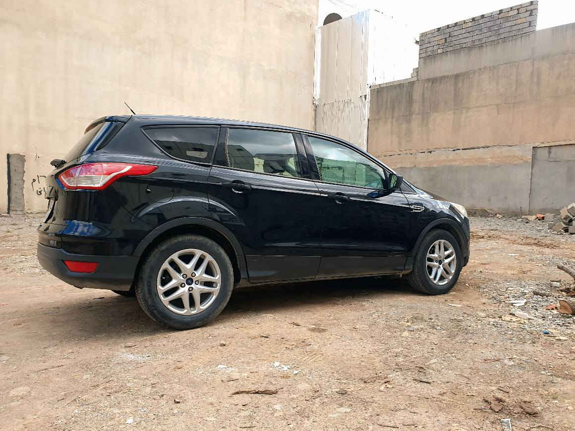 ڤۆرد ئیسکەیپ مۆدێل 2013 بێ بۆیاغ مەگینە 2.5 گەورە مەرخووب بەشەرتی گێرو مەگینە  هیچ حەیبێکی نیە  ژ. م   *********** شمشمل, السليمانية
