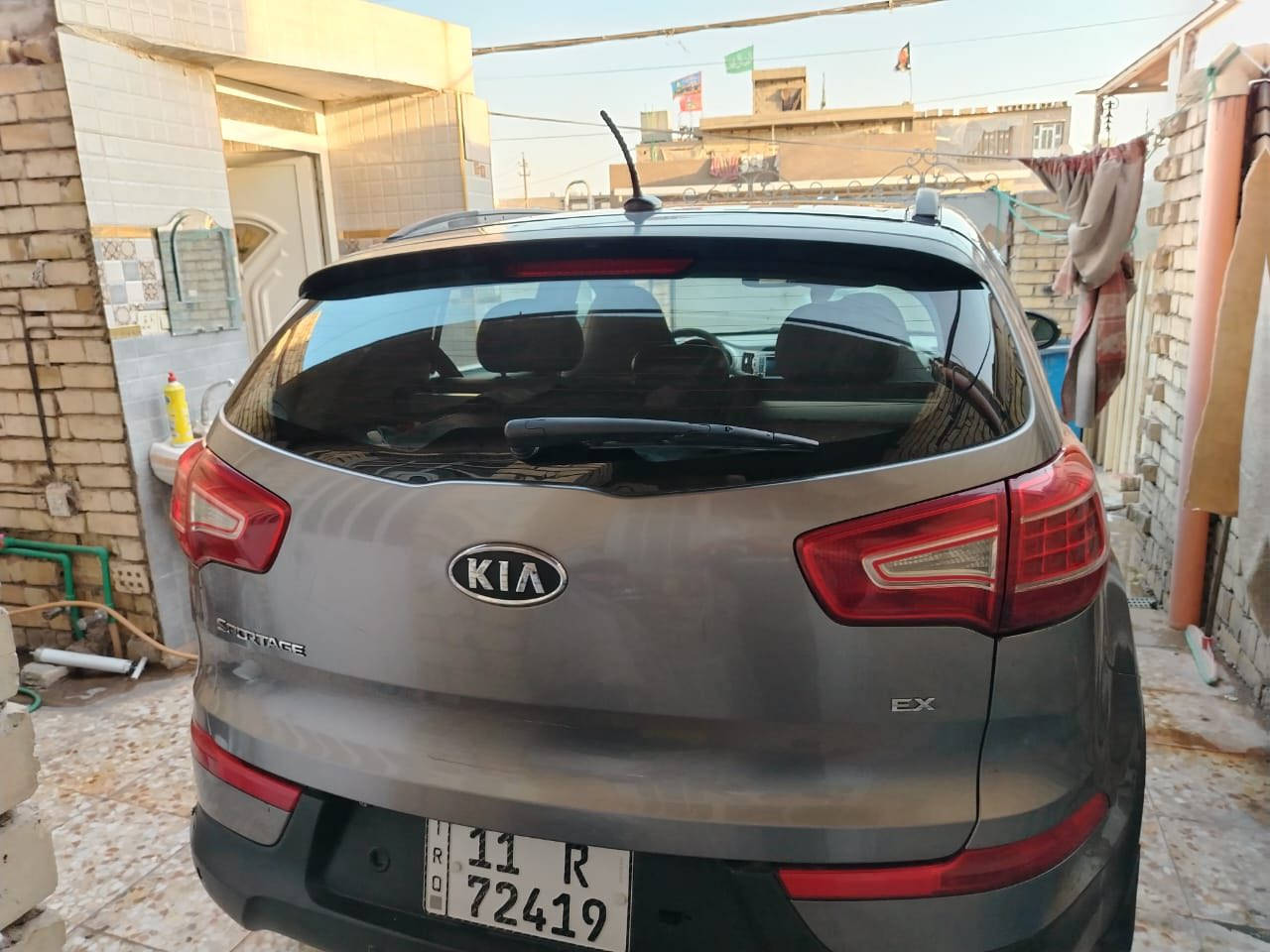 سبورتج2011 امريكي 2400دوش فول مواصفات
حادثهه موضح بلصوره  جاهزه من حداديه وتيارات وتبيريد منضومه جديده 
رايدهه ب115$
مكاني بغداد المشتل 
***********
