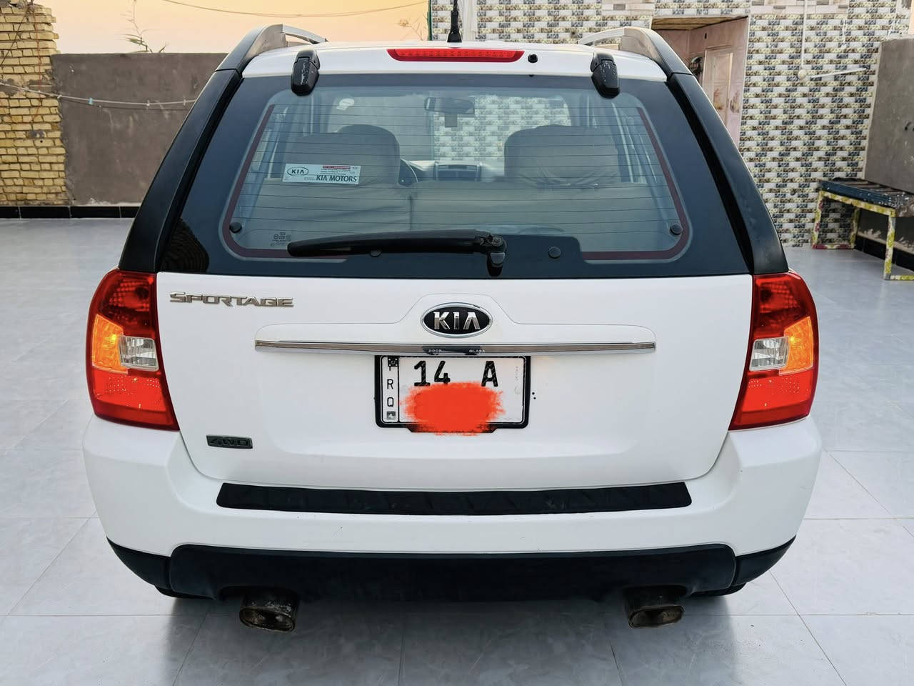 اللهم صل على محمد وال محمد 
السلام عليكم كيا سبورتج موديل 2009 خليجي مكفوله ضربه وصبغ 
وتبديل وخياس ماشيه 200 الف 
جاهزه من كلشي كير ومكينه وحداديه وتبريد ثلج تخم تاير جديد دواخل كلش جديده شاشه كأمره سياره مال جناي ماعوزه برغي ترايه كلش حلو 
رقم بصره دولي سنويه جديده هزه جديده السعر 118 مكان السياره 
الناصية الشراي يتصل ***********
