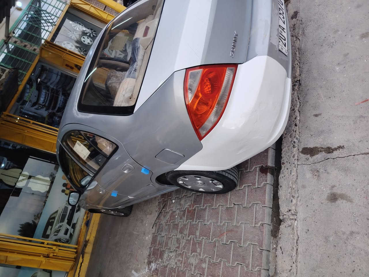 يالله سلام عليكم سني رقم ديالى جديد موديل 2007سياره جاهزه تخم تاير صبغ حزام محرك جديد تبريد شغال كير اوتوماتيك  سنويه 29 سعر 75وبيه مجال  مكان الانبار  هيت رقم الهاتف ***********
