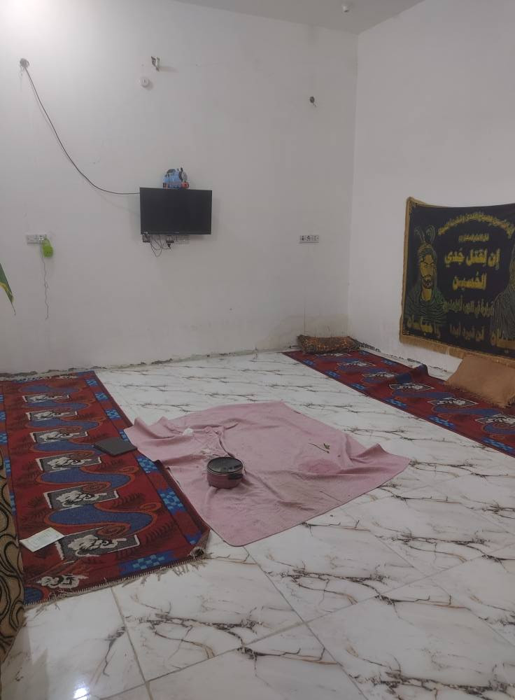 بيت زراعي بالعكر الغربي قريب على الملعب الخماسي مساحة 200متر بناء طابوق صب +وصل تطويب من البلديه تفاصيل اكثر خاص ،


**إذا كنت صاحب هذا الإعلان وتريد حذفه لأي سبب، رجاءا أرسل رسالة إلى الدعم الفني**
