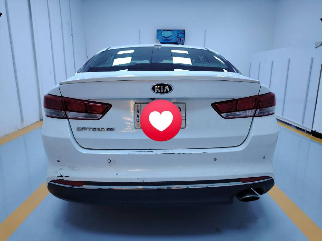 اوبتيما 2017 رقم بغداد بأسمي سياره نظيفه مكفوله من الصبغ و التبديل  بدون ايرباك حادثها خلفي حوض السبير شواصي سليمه و صور السونار مرفقه تبريد تدفئه شغال مكينه وكير نظاف شاشه حجم كبير كامره خلفيه دواره صدر امامي خلفي جديد اصلي شركه  مري شفط بصمه وتشغيل عن بعد  مقعد السائق كهرباء خزن ميموري  مكاني بغداد السبع ابكار

*********** عارضها ب 140 وبيها مجال بغداد, العراق
