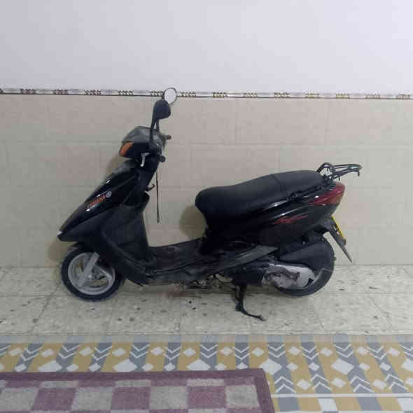 دراجه اكزز ابلاديه نوزل سكليتر خطين ياباني مكفوله كفاله عامه مكينتها حيل ناعمه سلف هندر كهربائيات كلها شغاله اوراقها كامله باسمي السعر 600 العنوان الشعب التلفون ***********
