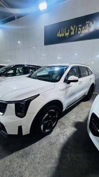 سورنتو ٢٠٢٤ • ٣٧ ألف • ٦ سلندر