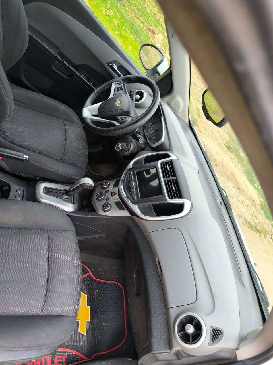 ئــــــــەڤیۆ مۆدێل2018

فول مواسافەت 
باس سڵایت نیە

تابرید لەسەرسیوچ 

سەناوی بەشەرتی بەناوکردن 
تاکو2030تازەیە
فەحسی هەزەی تاکوکۆتای 2026تازەیە

یەک چەمەلاخی سەیاقی پێوەیەتی بێ ناوگرتن 
پاش و پێشی کەپسە 
نرخی (75)گەڵاو مەعەمەلەیەکی کەم پارەی یەک ئەڤیۆی ۲۰۰۷

لەسلێمانم نزیک هەواری شار *********** السليمانية, العراق
