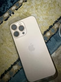 ايفون ١٦ برو ماكس • بطارية ١٠٠ • شخط